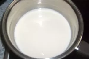 Польза изюма с молоком — изображение 6