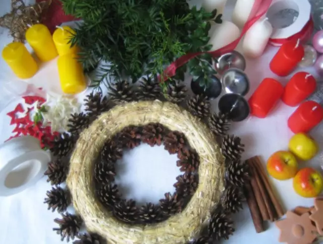 Венок из еловых веток мастер класс — изображение 103