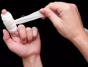 Чем мазать глубокий порез — изображение 17