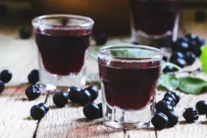 Морс из черноплодной рябины польза и вред — изображение 8